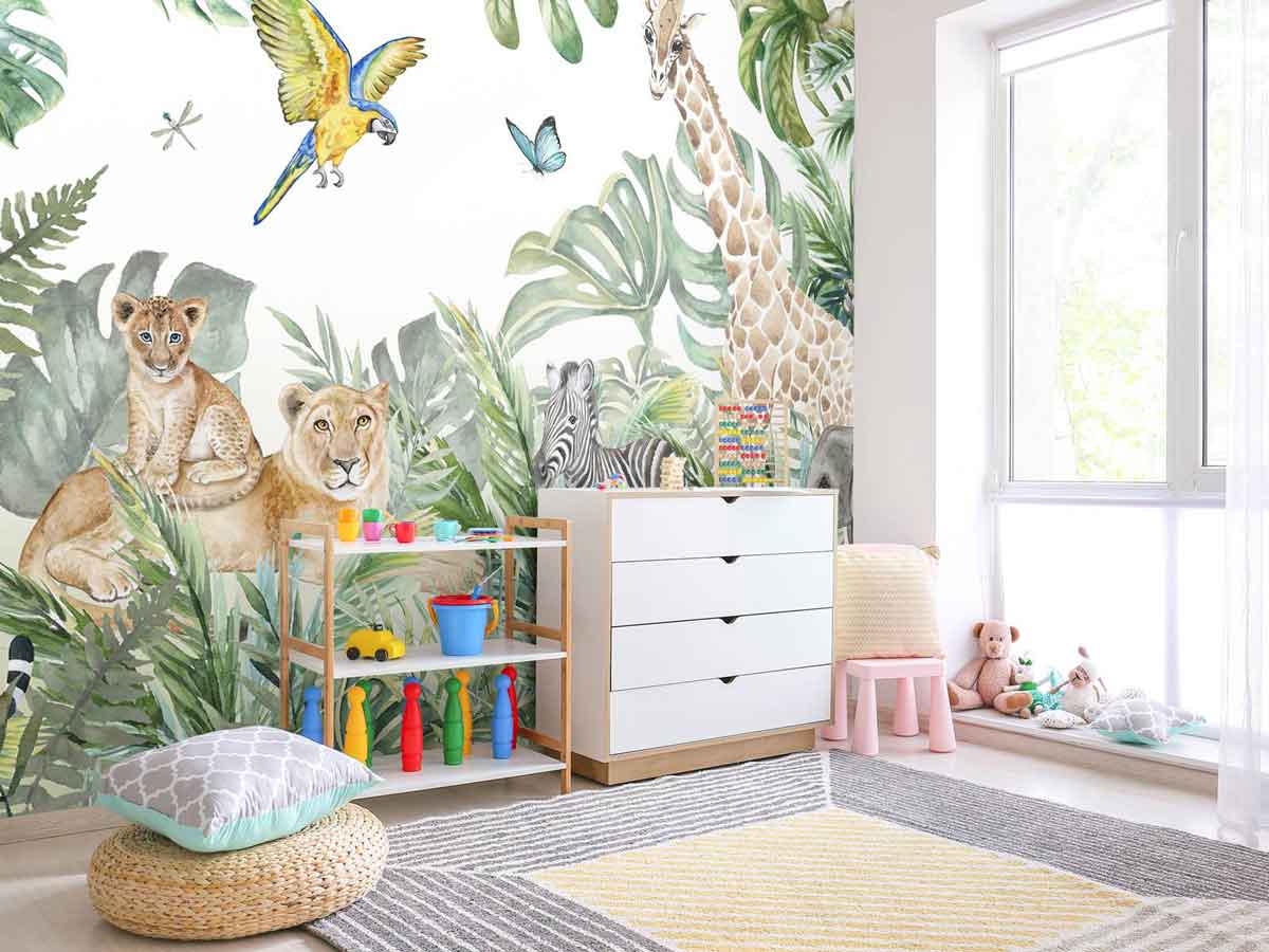 Jungle-themed wallpaper with animals, ideal for a playful children's room